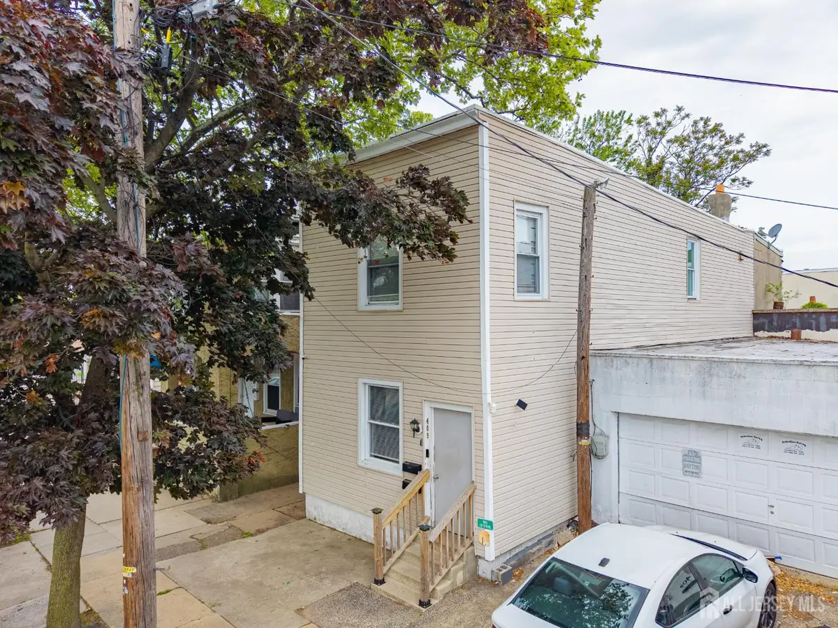 -409 Ogden Place, Perth Amboy, NJ 08861 - #1