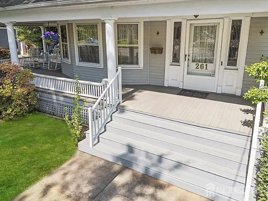 -261 Beechwood Avenue, Middlesex, NJ 08846 - #2