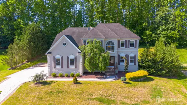 -20 Forest Lane, Monroe, NJ 08831