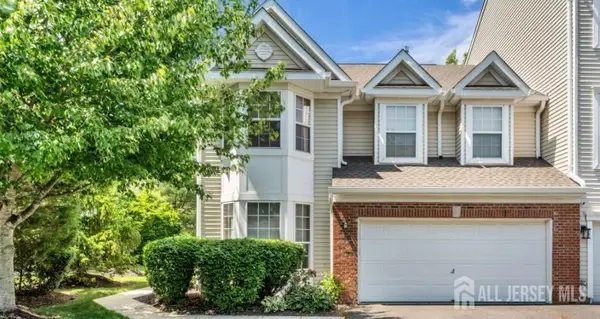 -220 Hidden Lake Drive, Morganville, NJ 07751