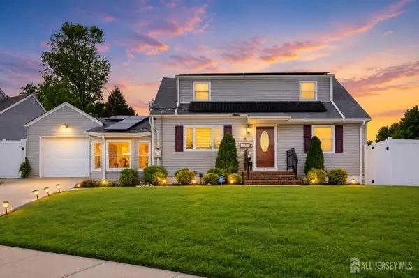 -91 Crestview Road, Fords, NJ 08863
