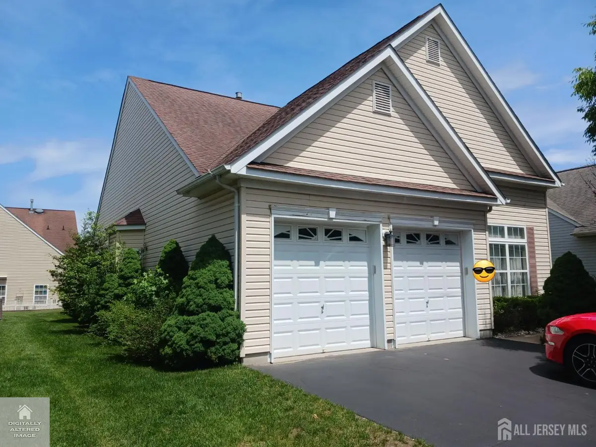 -6 Holly Manor Court, Helmetta, NJ 08828 - #1