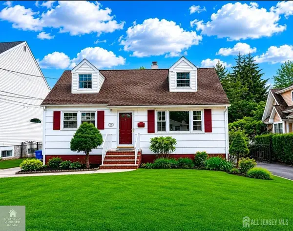 -19 Washington Place, Metuchen, NJ 08840