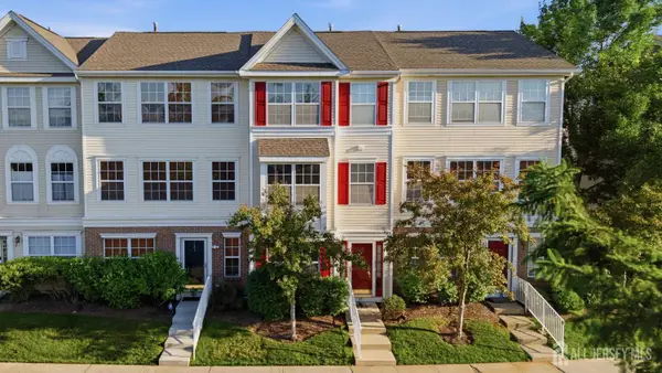 -27 Woodlake Drive, Parlin, NJ 08872