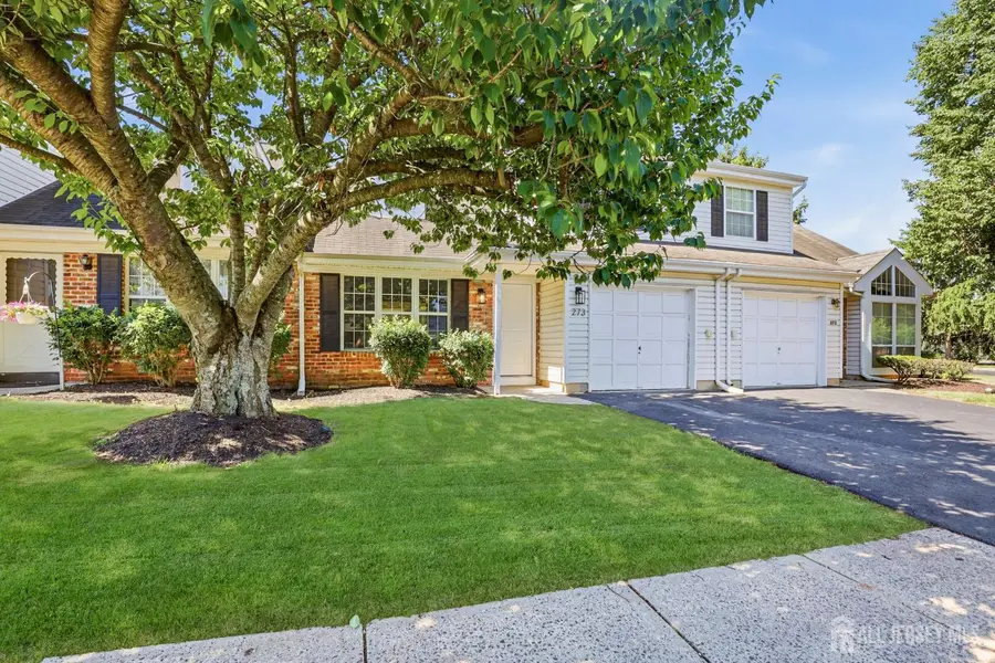 -273 Edgeware Court, Somerset, NJ 08873 - #2