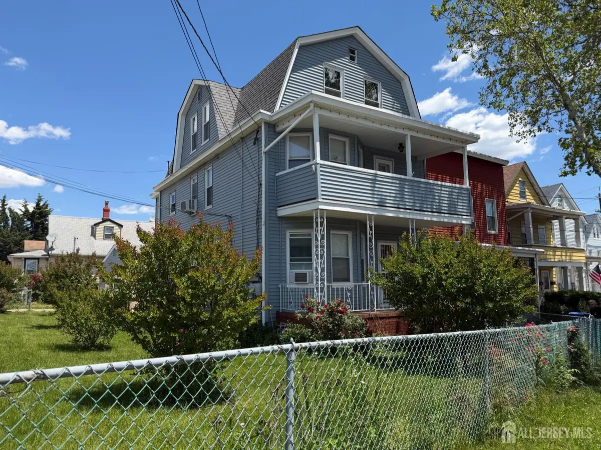 -492 Sayre Avenue, Perth Amboy, NJ 08861 - #1