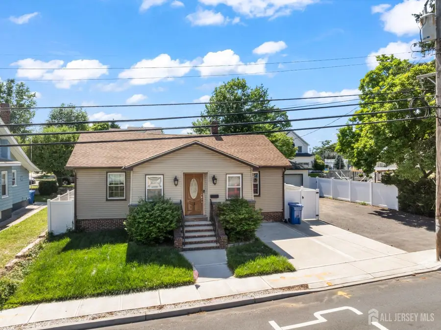 -3 Minnisink Avenue, Sayreville, NJ 08872 - #2