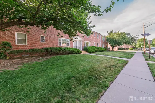 -42 York Drive #6A, Edison, NJ 08817