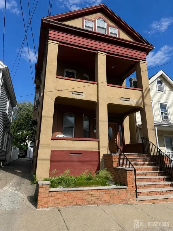 -180 Brighton Avenue, Perth Amboy, NJ 08861