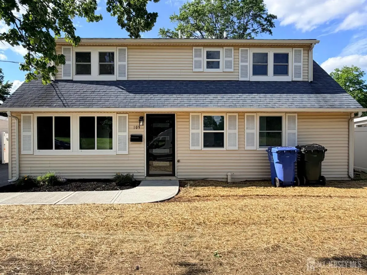 -109 W Arthur Place, Iselin, NJ 08830 - #1