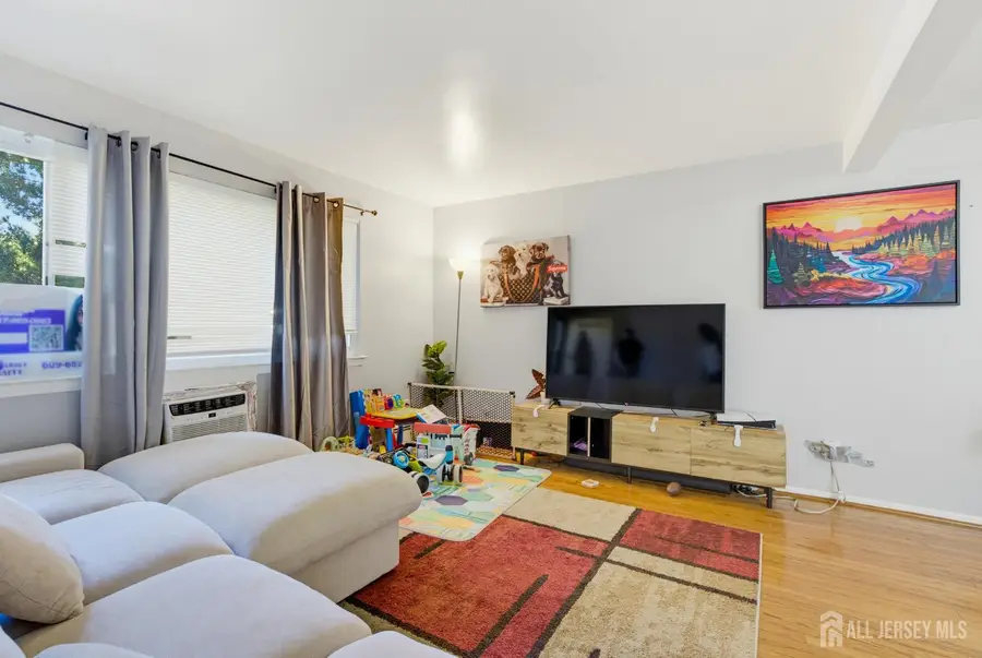 -119 Cricket Lane, Woodbridge, NJ 07095 - #3