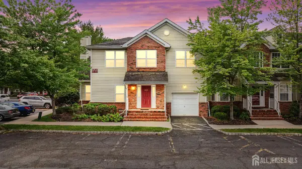 -252 Moonlight Drive, Piscataway, NJ 08854