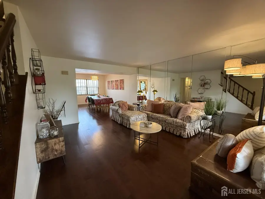 -11 Walton Court, East Brunswick, NJ 08816 - #3