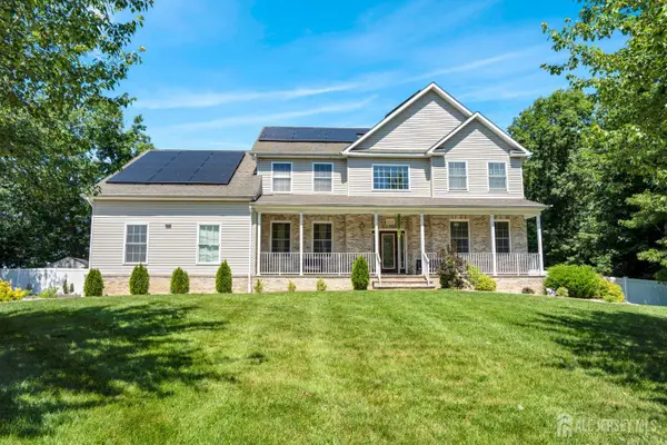 -17 Rachel Lane, Monroe, NJ 08831