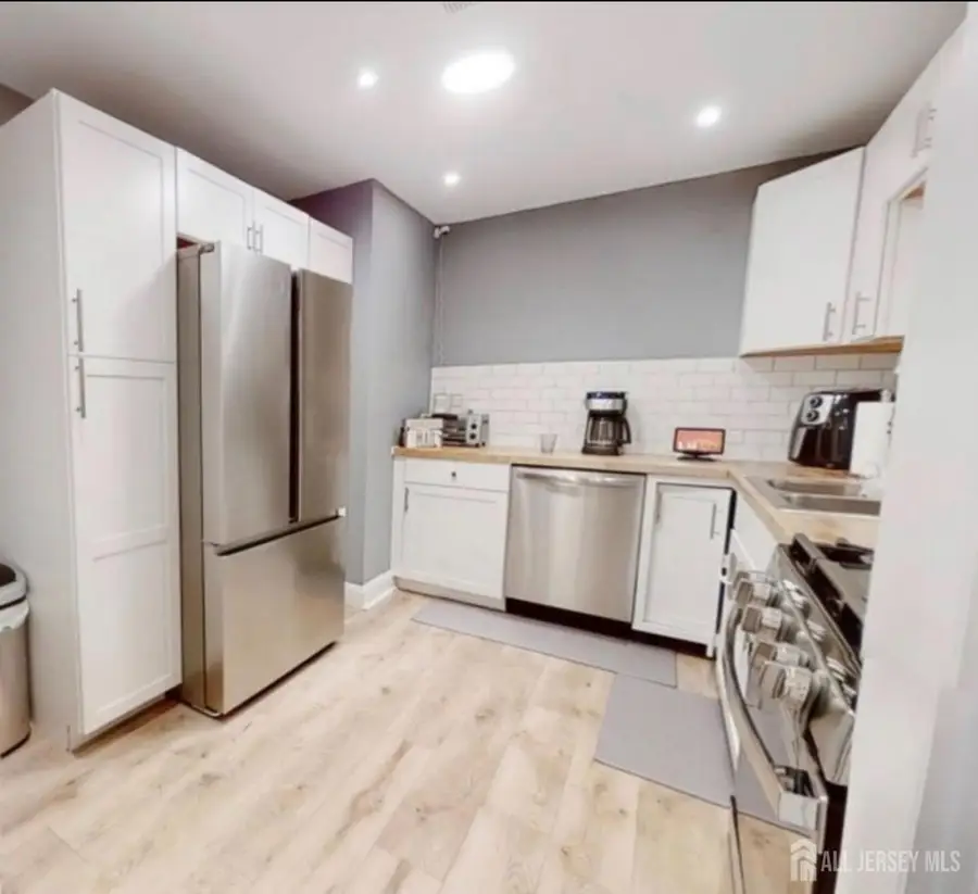 -194 College Drive, Edison, NJ 08817 - #3