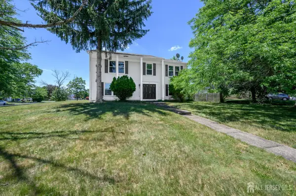 -23 Gulick Lane, Plainsboro, NJ 08536
