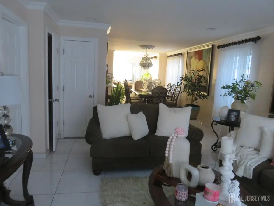 -336 Sutton Street, Perth Amboy, NJ 08861 - #2