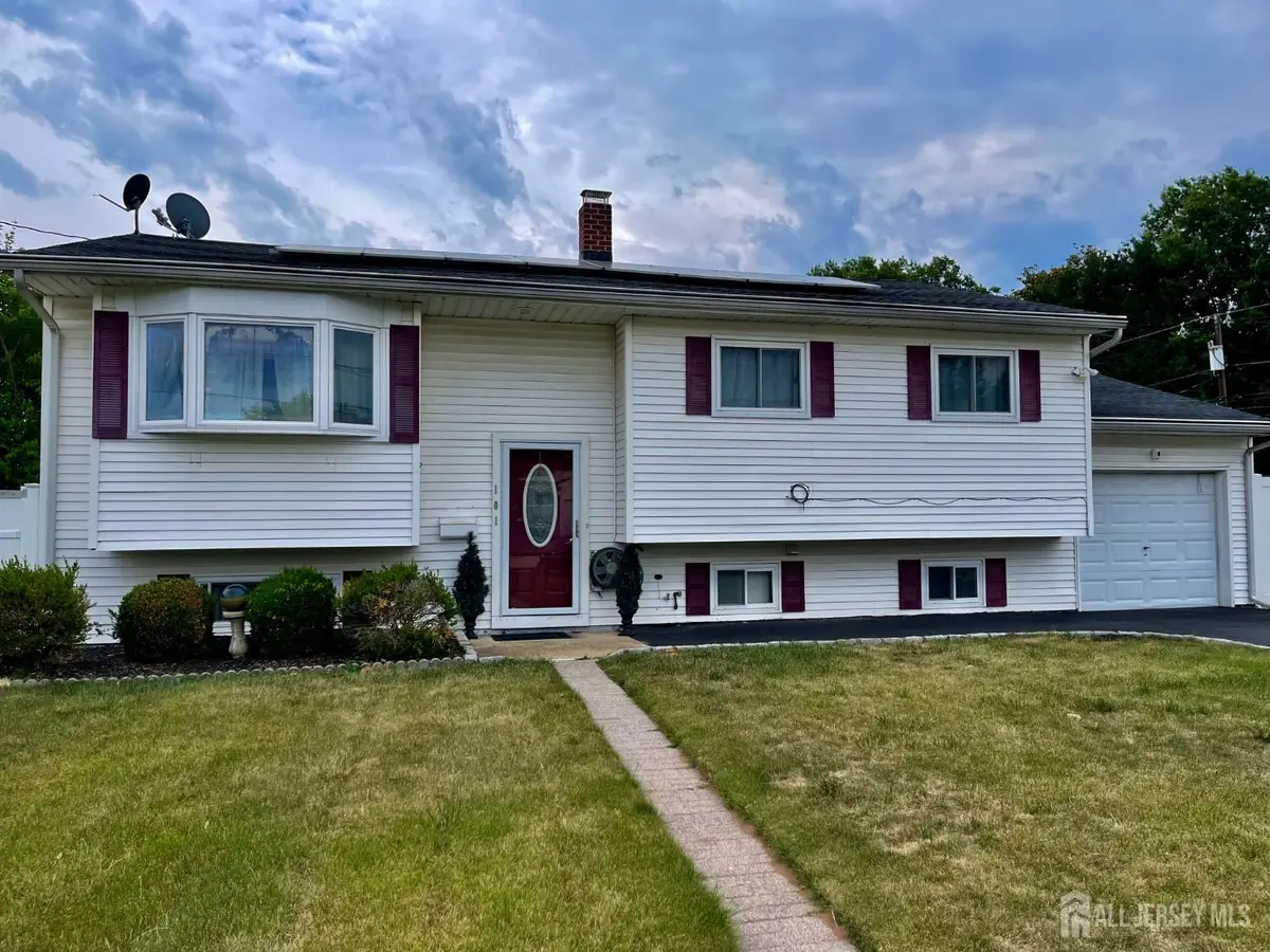 -101 Lee Drive, Middlesex, NJ 08846 - #1