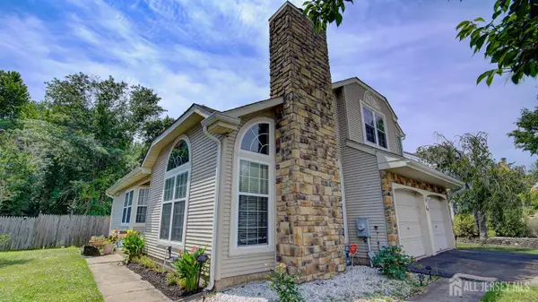 -24 Foxchase Drive, Burlington Twp, NJ 08016