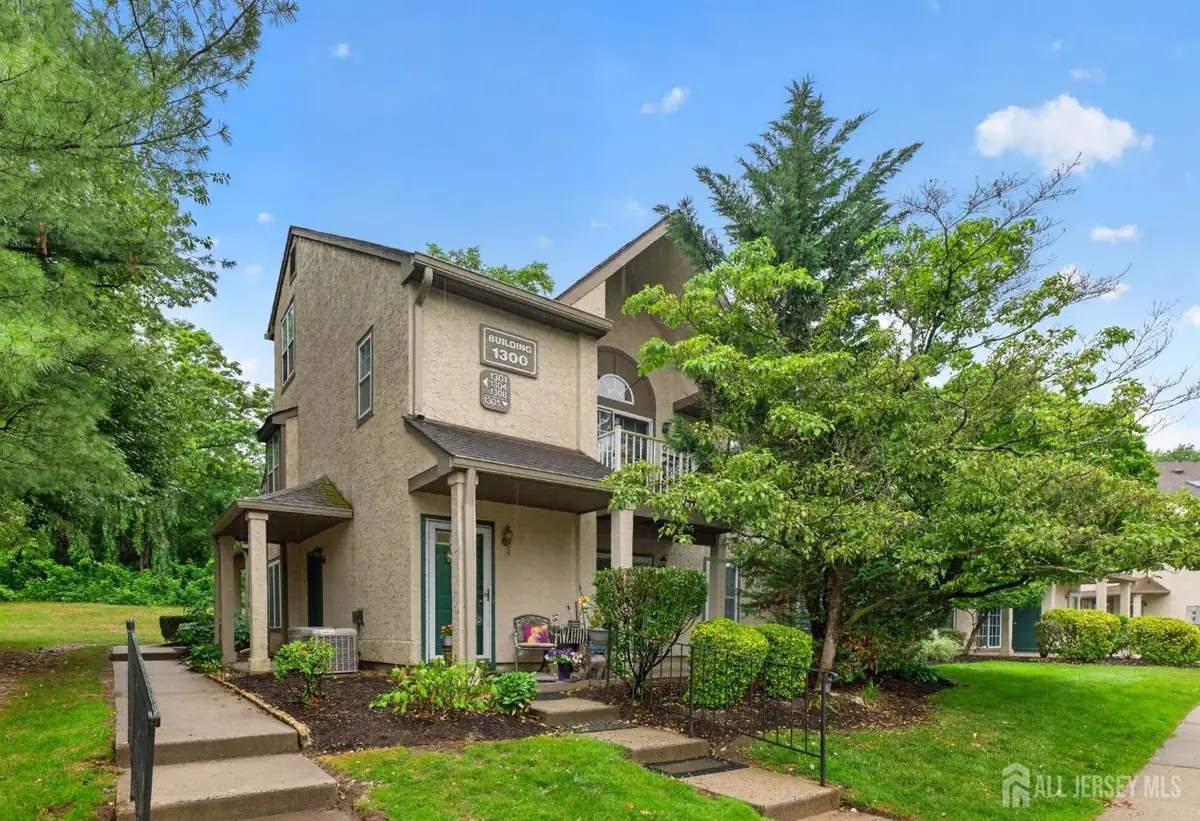 -1308 Commons Drive, East Brunswick, NJ 08816 - #1
