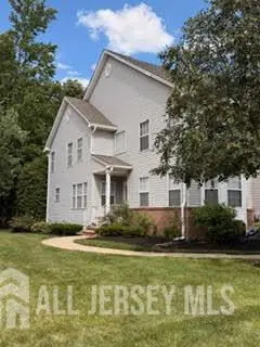 -24 Amy Drive, North Brunswick, NJ 08902