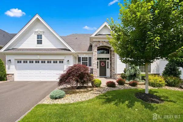 -23 Whistling Straights Drive, Monroe, NJ 08831