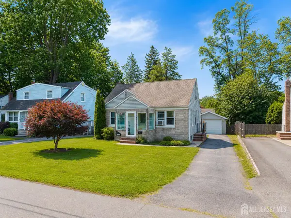 -212 Fairmount Avenue, South Plainfield, NJ 07080