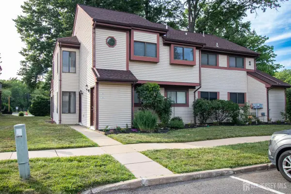 -104 Jacob Court, South Brunswick, NJ 08810