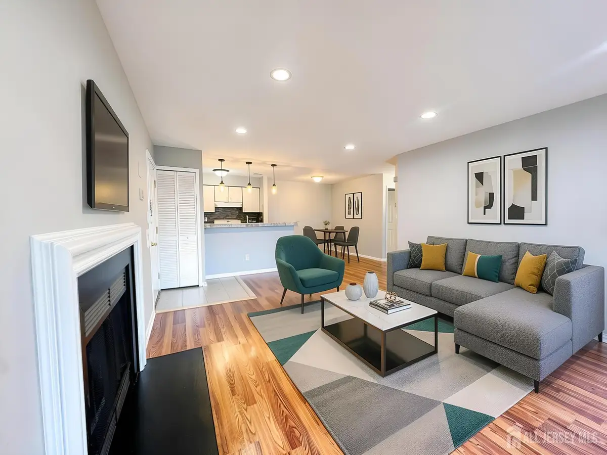 -208 Blew Court, East Brunswick, NJ 08816 - #1