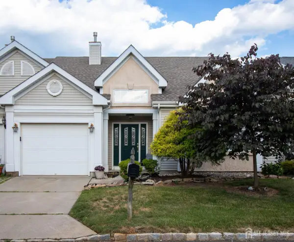 -70 Birmingham Lane, Monroe, NJ 08831