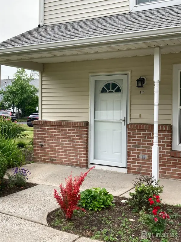 -111 Sassafras Court, North Brunswick, NJ 08902