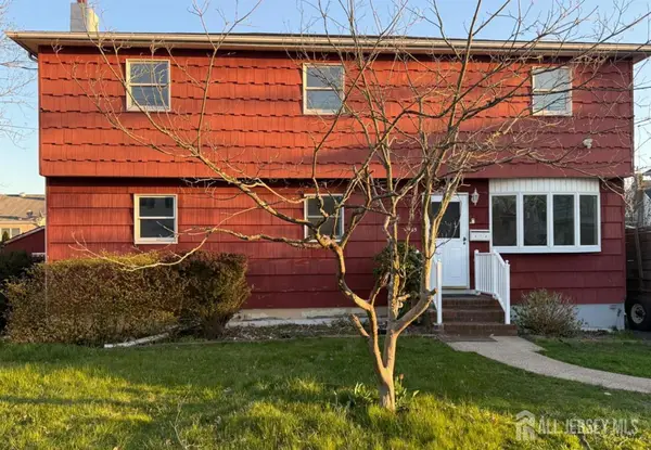 -35 E Fiat Avenue, Iselin, NJ 08830