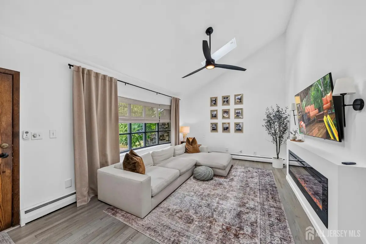 -30 Raven Drive, Colonia, NJ 07067 - #1