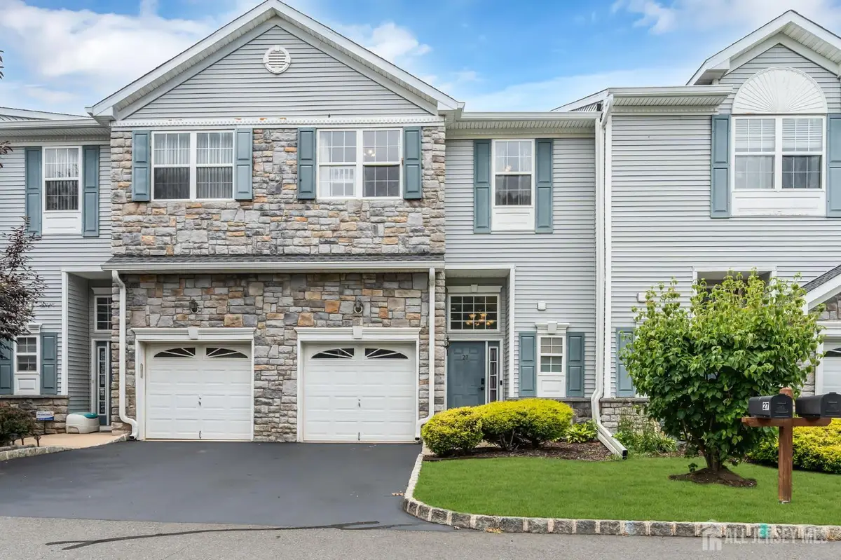 -27 Hanna Lane, Laurence Harbor, NJ 08879 - #1