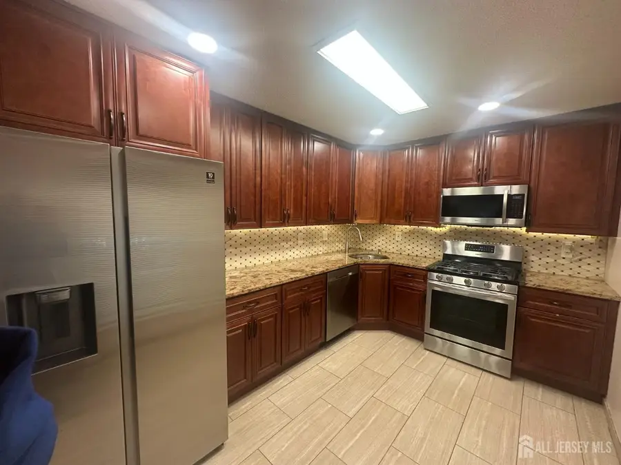 -73 Goodwin Drive, North Brunswick, NJ 08902 - #3