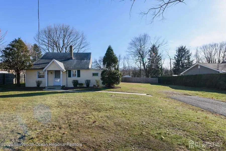 -2 Woodbrook Drive, Aberdeen, NJ 07747 - #2
