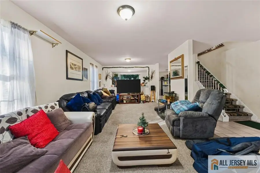 -643 Drake Avenue, Middlesex, NJ 08846 - Image #3