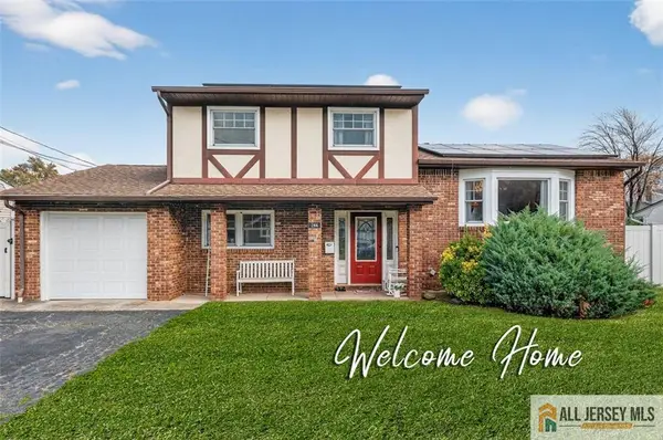 -244 Rosewood Lane, Port Reading, NJ 07064