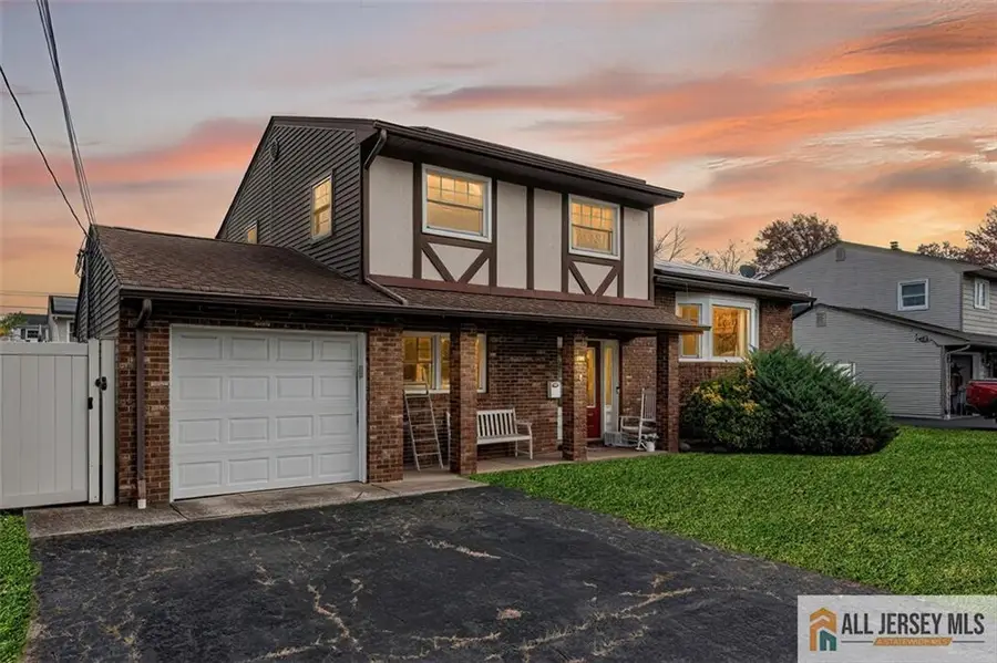 -244 Rosewood Lane, Port Reading, NJ 07064 - Image #2