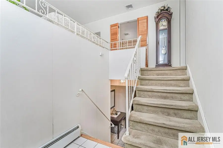 -23 Jonathan Drive, Edison, NJ 08820 - Image #3