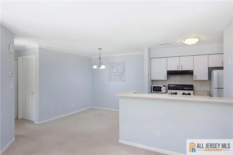 -273 Crosspointe Drive, East Brunswick, NJ 08816 - Image #3