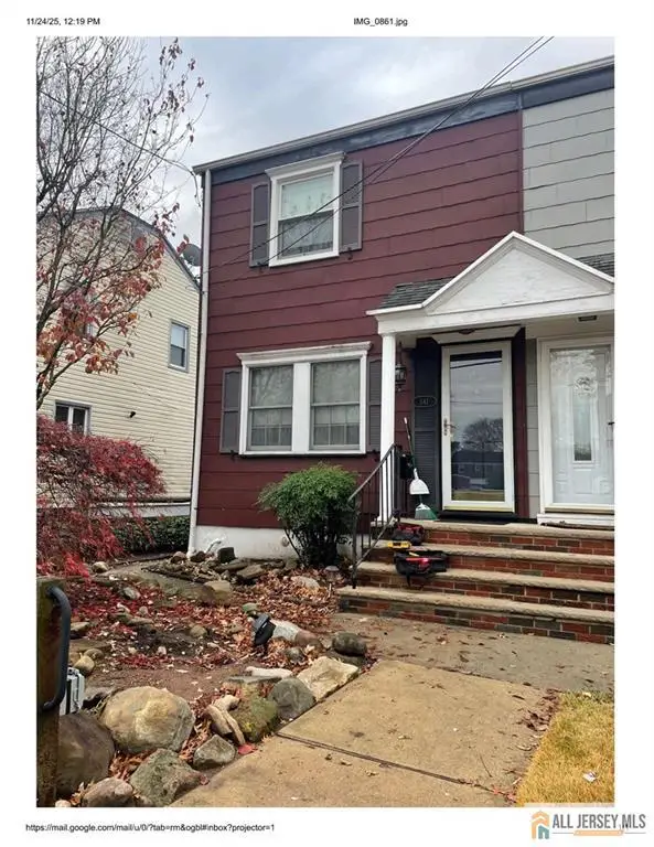 -587 Ellis Place, Woodbridge Proper, NJ 07095