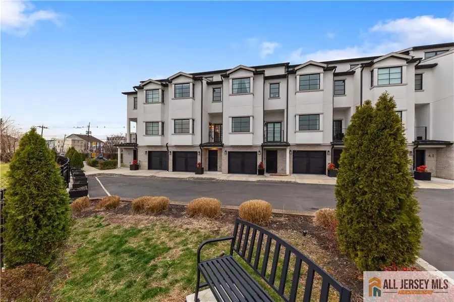 -2 Harbor Front Plaza, Elizabeth, NJ 07206 - #2