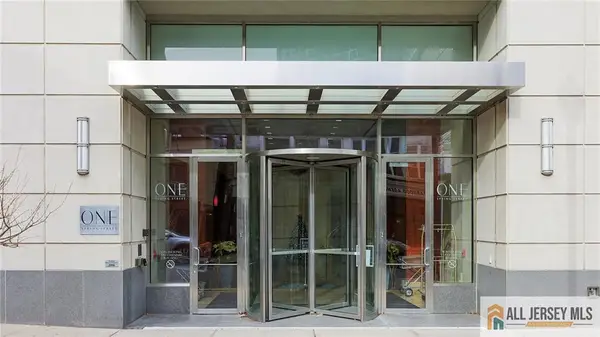 -1 Spring Street #1102, New Brunswick, NJ 08901