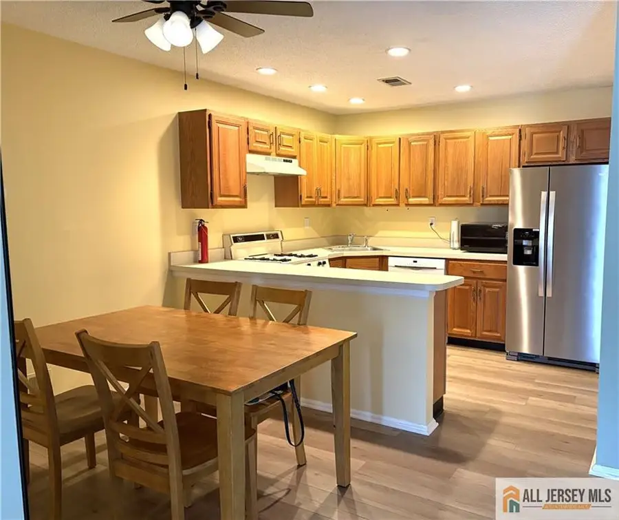 -3 E Wycoff Way, East Brunswick, NJ 08816 - Image #2