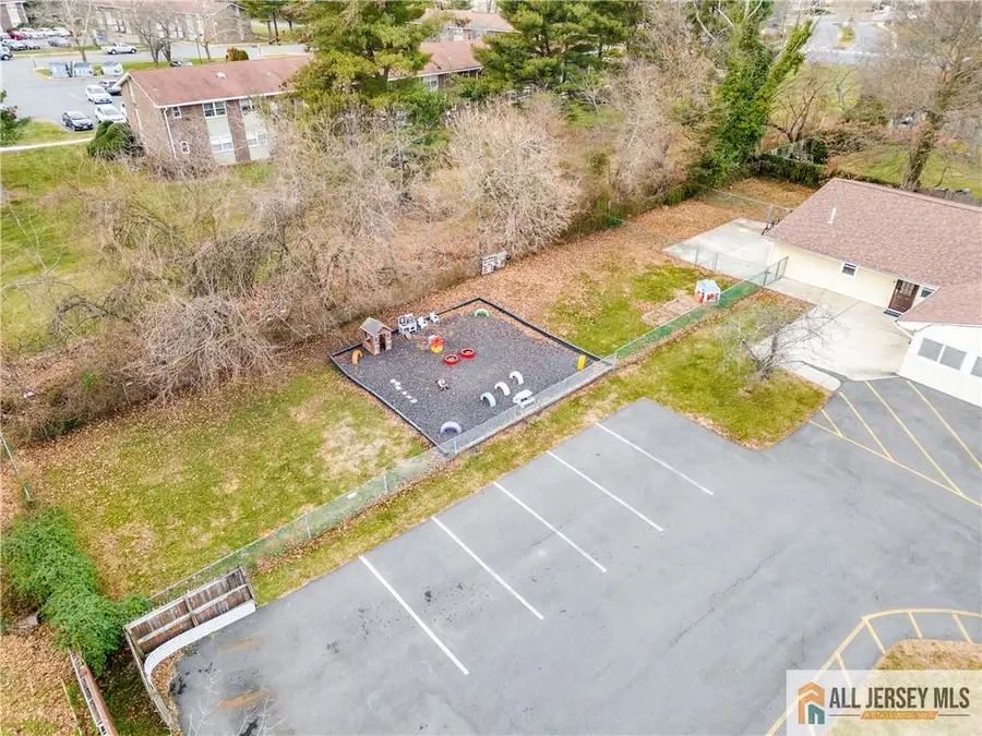 -9 Stanworth Road, Kendall Park, NJ 08824 - #3