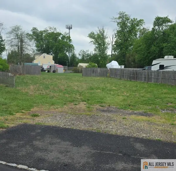 -1204 S Washington Avenue, Piscataway, NJ 08854