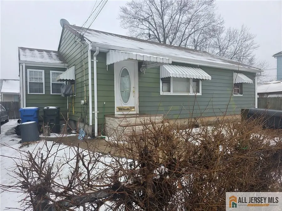 -8 Beech Street, Fords, NJ 08863 - Image #2