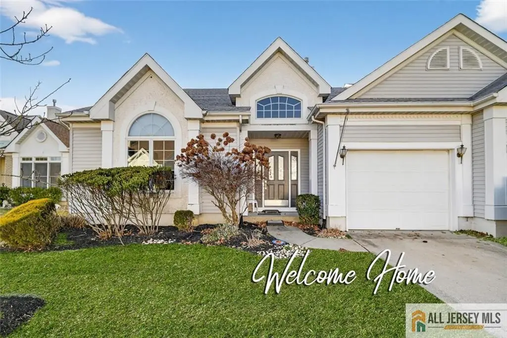 -12 Wellington Place, Monroe, NJ 08831 - #1