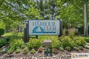 -309 Sunshine Court, Sayreville, NJ 08859